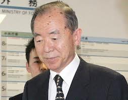 ລົດຂອງທ່ານເອກອັກຄະລັດຖະທູດ ຍີ່ປຸ່ນ ປະຈຳຈີນ ຖືກບຸກໂຈມຕີ